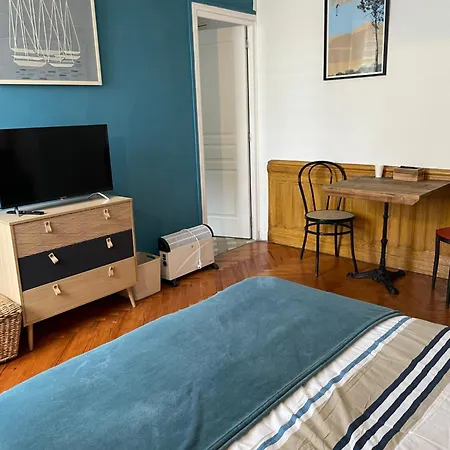 32 Parc Des Sports Chez Catherve Bed & Breakfast Saint-Medard-de-Guizieres